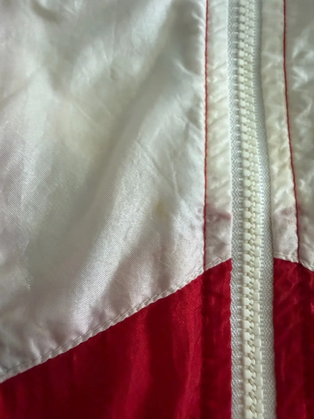 Vintage Nike 90d Red and White Windbreaker Jacket